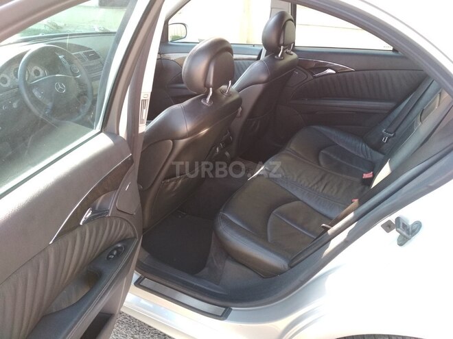 Mercedes E 240 2002, 197,200 km - 2.6 l - Bakı