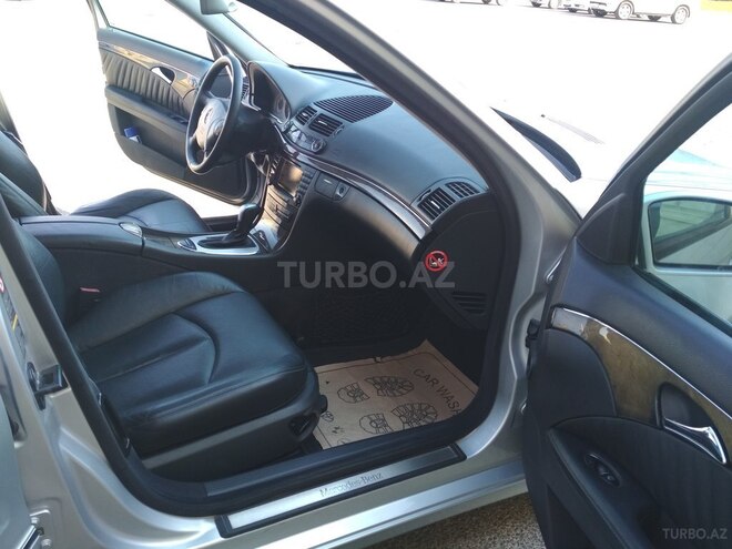 Mercedes E 240 2002, 197,200 km - 2.6 l - Bakı