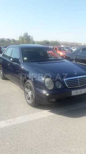 Mercedes E 220 2001, 415,000 km - 2.2 l - Bakı