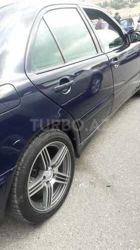 Mercedes E 220 2001, 415,000 km - 2.2 l - Bakı