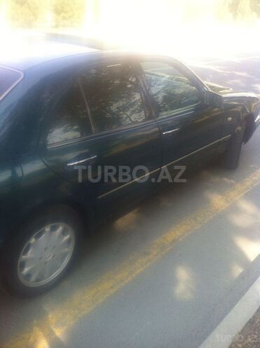 Mercedes E 200 1996, 180,000 km - 2.0 l - Mingəçevir