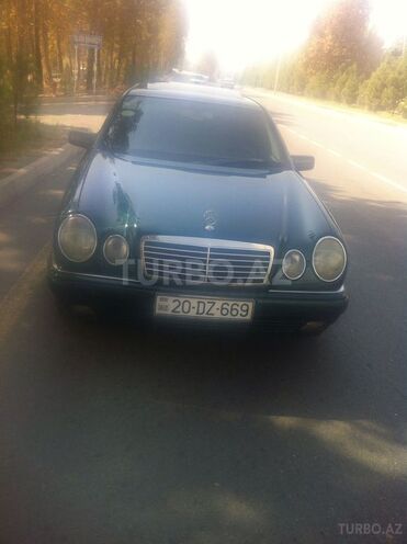 Mercedes E 200 1996, 180,000 km - 2.0 l - Mingəçevir