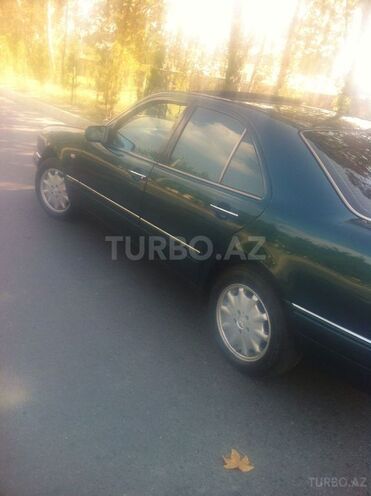 Mercedes E 200 1996, 180,000 km - 2.0 l - Mingəçevir