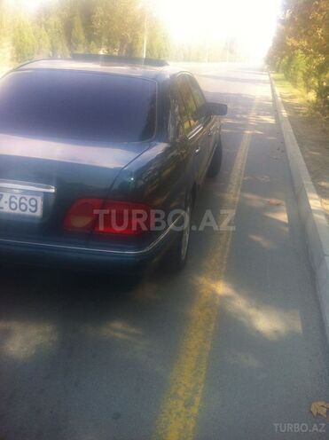 Mercedes E 200 1996, 180,000 km - 2.0 l - Mingəçevir