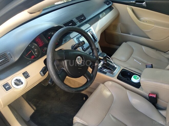 Volkswagen Passat 2005, 170,000 km - 2.0 л - Bakı