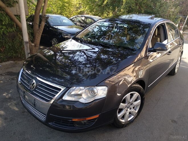 Volkswagen Passat 2005, 170,000 km - 2.0 л - Bakı
