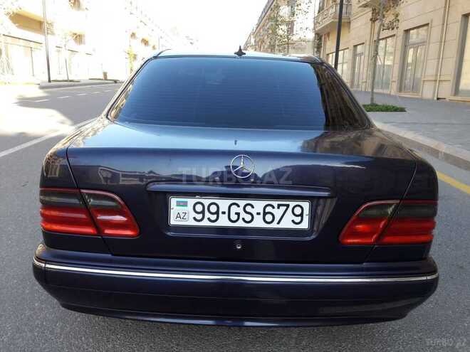 Mercedes E 270 1999, 273,000 km - 2.7 l - Bakı