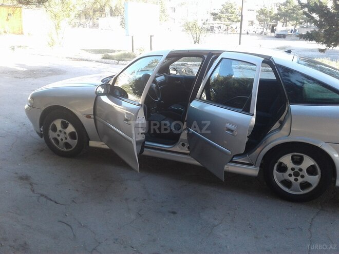 Opel Vectra 1999, 333,250 km - 1.8 l - Sumqayıt