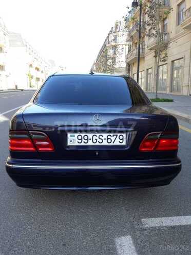 Mercedes E 270 1999, 273,000 km - 2.7 l - Bakı