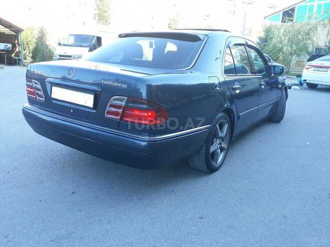Mercedes E 300 1997, 582,780 km - 3.0 l - Bakı