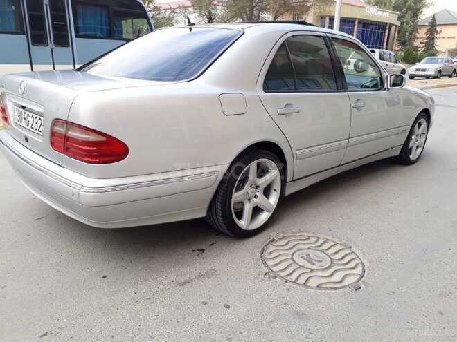 Mercedes E 320 2000, 215,000 km - 3.2 l - Bakı