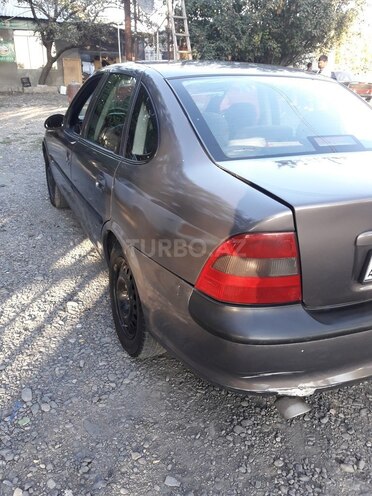 Opel Vectra 1998, 250,000 km - 2.0 л - Sumqayıt