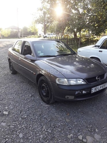 Opel Vectra 1998, 250,000 km - 2.0 л - Sumqayıt