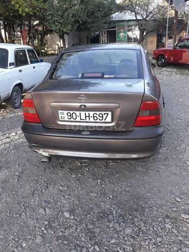 Opel Vectra 1998, 250,000 km - 2.0 л - Sumqayıt