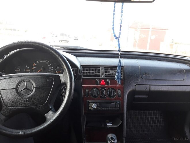 Mercedes C 220 1998, 386,000 km - 2.2 l - Bakı