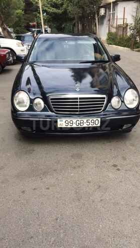 Mercedes E 220 2001, 295,000 km - 2.2 l - Bakı