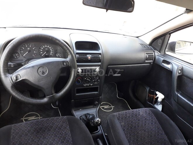 Opel Astra 2000, 200,000 km - 1.6 l - Balakən
