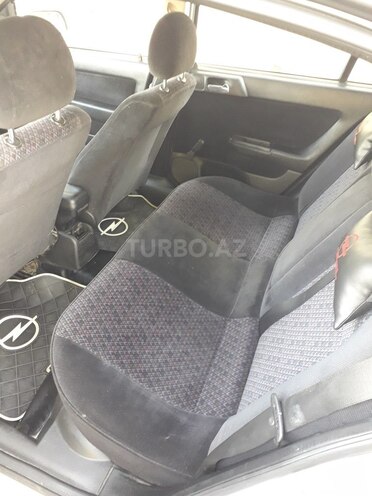 Opel Astra 2000, 200,000 km - 1.6 l - Balakən