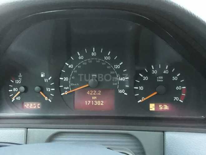 Mercedes E 320 2000, 171,000 km - 3.2 l - Sumqayıt