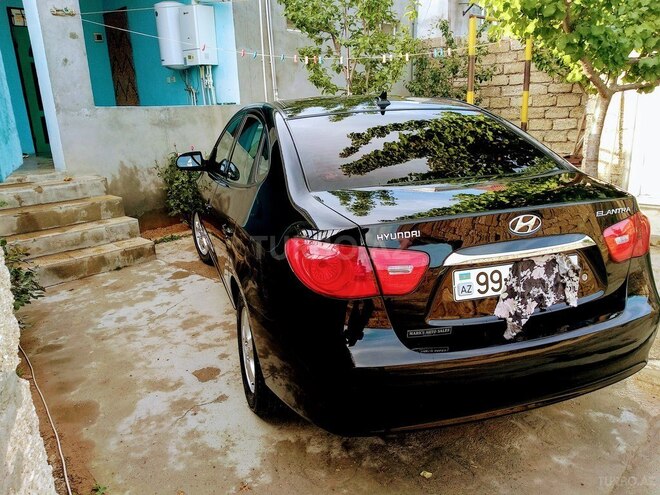 Hyundai Elantra 2009, 110,000 km - 0.2 л - Bakı