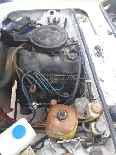 LADA (VAZ) 2106 1983, 250,000 km - 1.3 l - Bakı