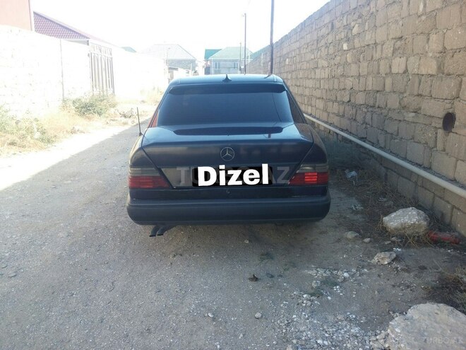 Mercedes E 200 1993, 814,000 km - 0.2 l - Bakı
