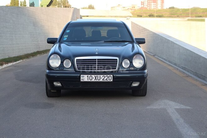 Mercedes E 320 1999, 380,000 km - 3.2 л - Bakı