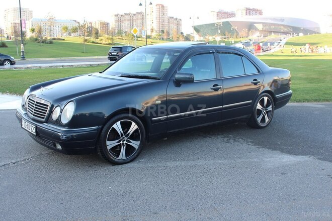 Mercedes E 320 1999, 380,000 km - 3.2 л - Bakı
