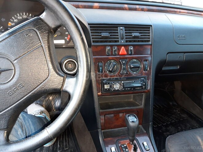 Mercedes C 200 1998, 286,700 km - 2.0 л - Sumqayıt