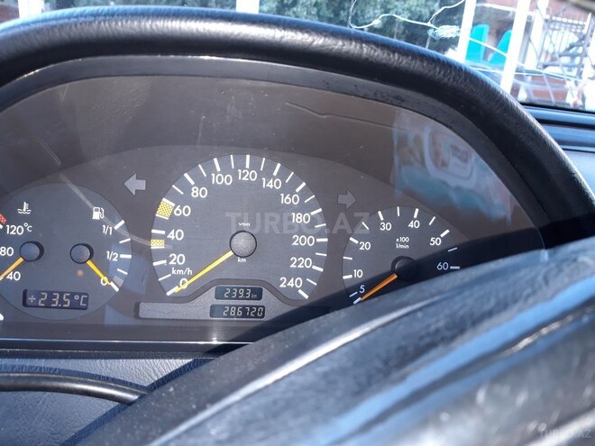 Mercedes C 200 1998, 286,700 km - 2.0 л - Sumqayıt