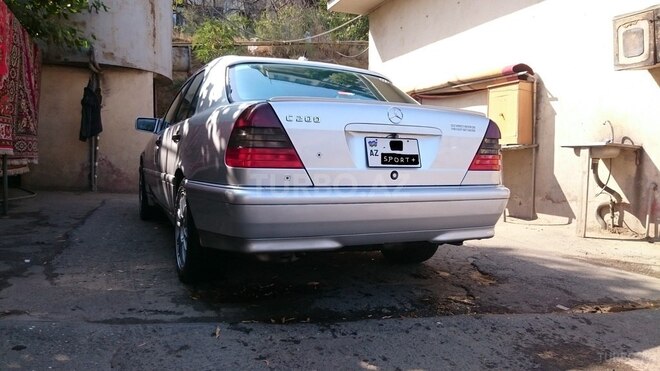 Mercedes C 230 1999, 320,000 km - 2.3 l - Bakı