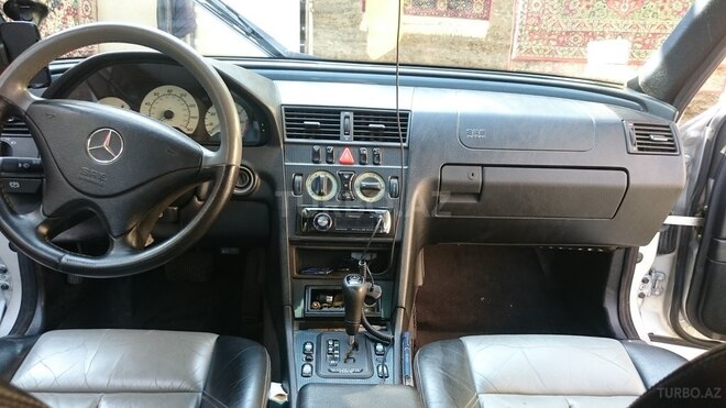 Mercedes C 230 1999, 320,000 km - 2.3 l - Bakı