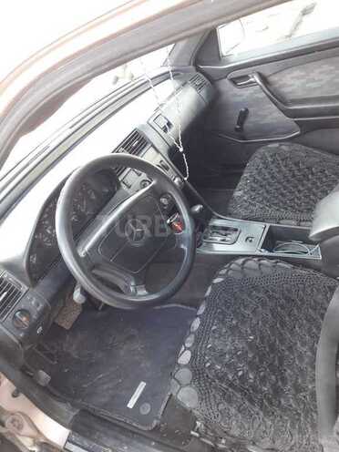 Mercedes C 220 1993, 256,000 km - 2.2 l - Cəlilabad