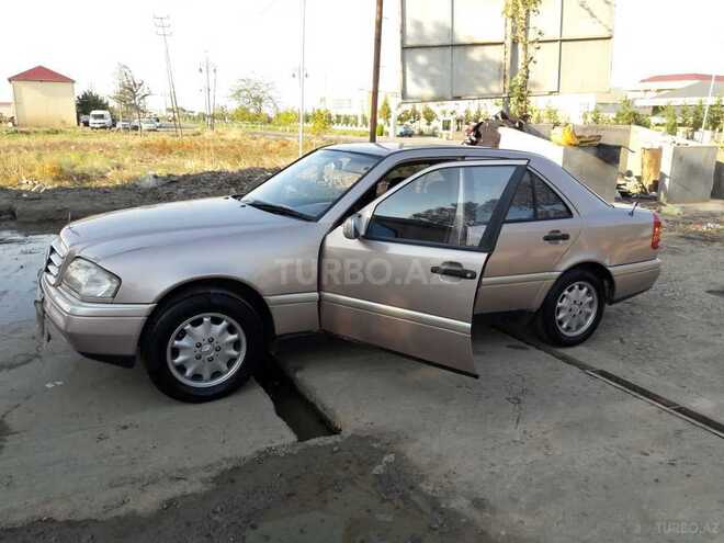 Mercedes C 220 1993, 256,000 km - 2.2 l - Cəlilabad