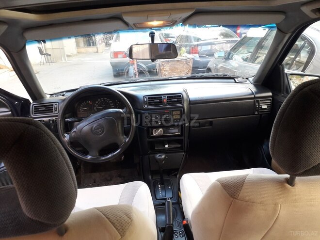 Opel Vectra 1994, 30,000 km - 0.2 l - Bakı