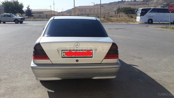 Mercedes C 220 1998, 227,000 km - 2.2 l - Bakı