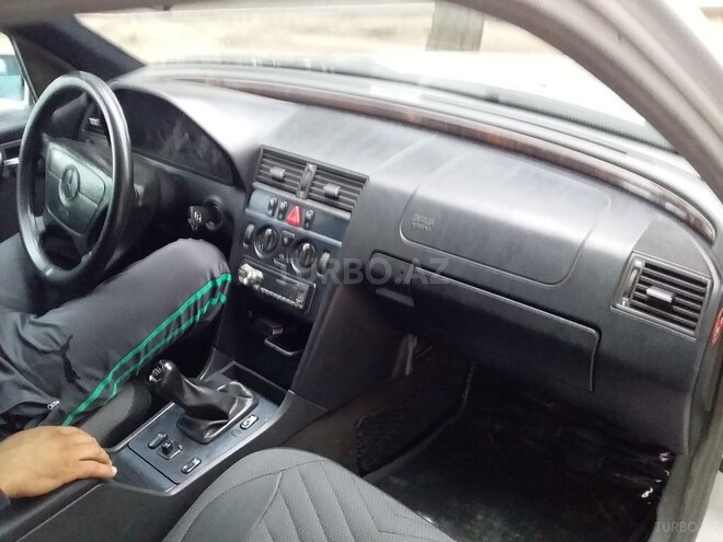 Mercedes C 220 1999, 390,000 km - 2.2 л - Bakı