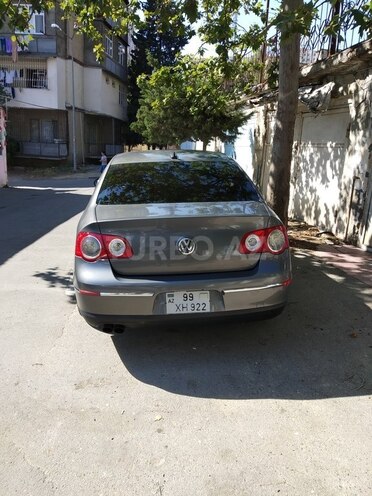 Volkswagen Passat 2005, 210,000 km - 2.0 l - Sumqayıt