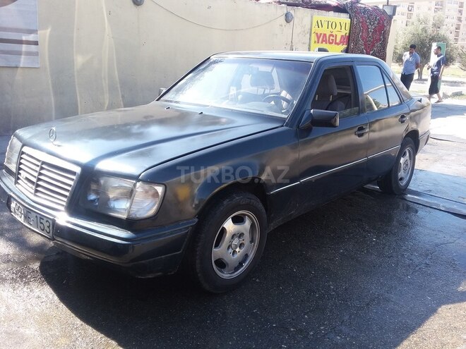 Mercedes E 200 1987, 593,000 km - 2.0 л - Bakı