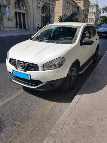Nissan Qashqai 2010, 73,000 km - 2.0 l - Bakı