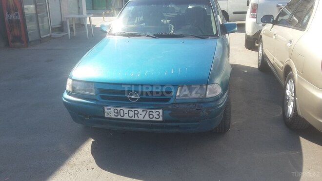 Opel Astra 1994, 404,000 km - 1.6 l - Bakı
