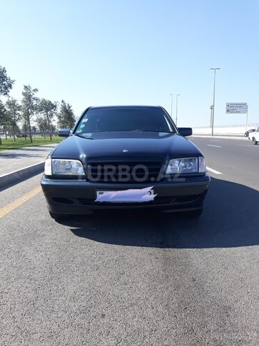 Mercedes C 240 2000, 238,000 km - 2.4 l - Bakı