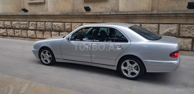 Mercedes E 280 1999, 202,004 km - 2.8 l - Bakı