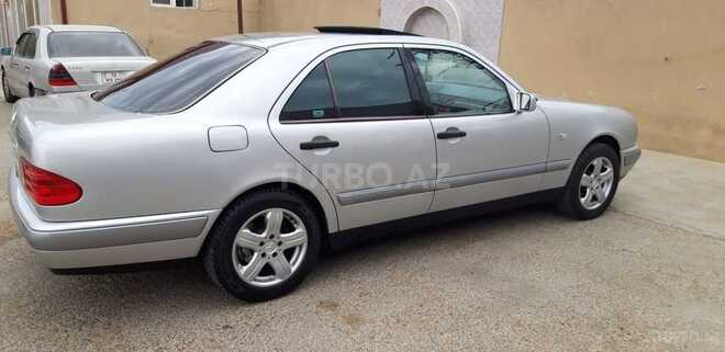 Mercedes E 200 1998, 210,000 km - 2.0 л - Bakı