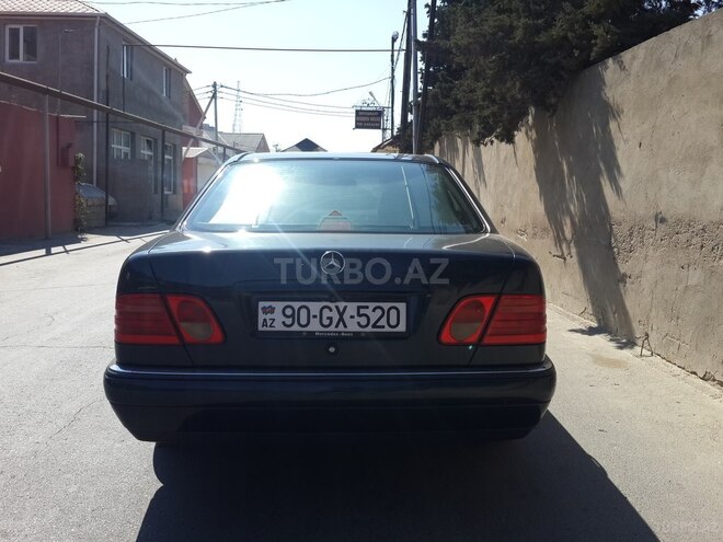 Mercedes E 200 1996, 166,453 km - 2.0 l - Bakı