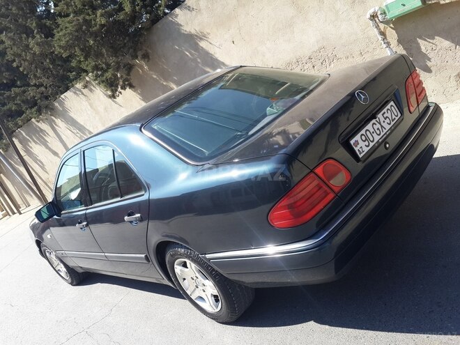 Mercedes E 200 1996, 166,453 km - 2.0 l - Bakı