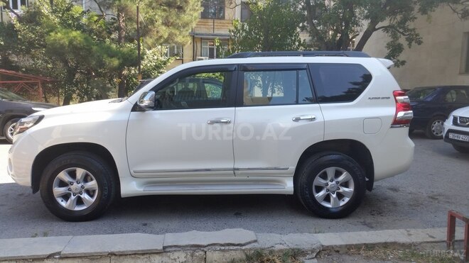 Toyota Prado 2011, 75,000 km - 2.7 l - Bakı