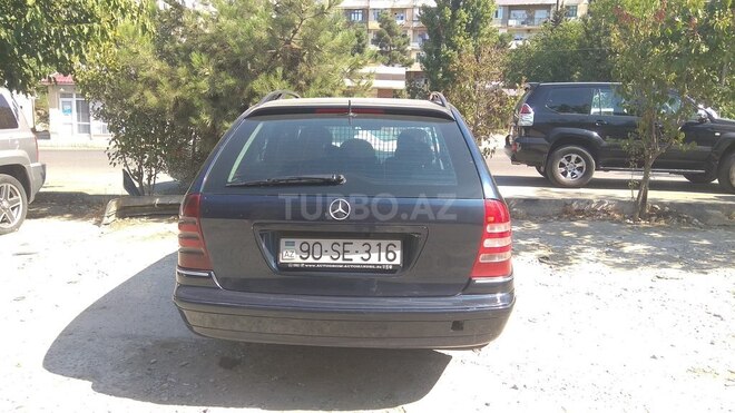 Mercedes C 220 2003, 200,000 km - 2.2 l - Bakı