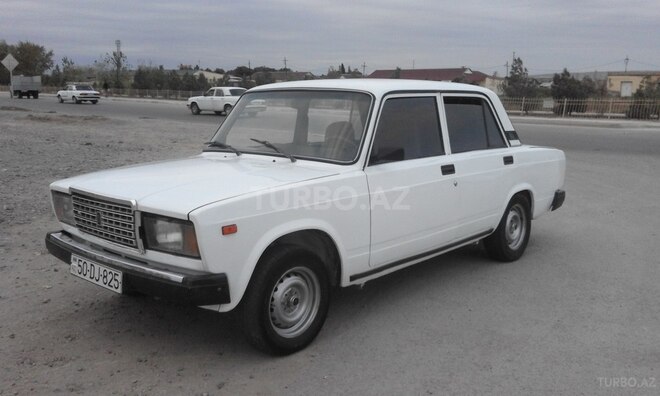 LADA (VAZ) 2107 2003, 245,000 km - 1.6 l - Şirvan