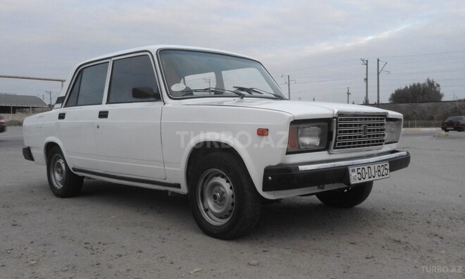LADA (VAZ) 2107 2003, 245,000 km - 1.6 l - Şirvan